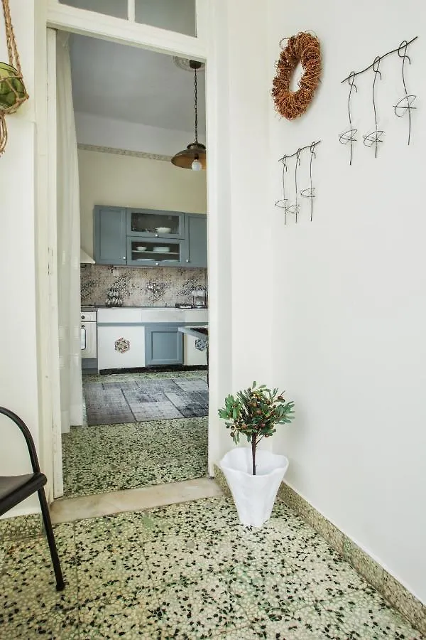 #Classicvillas, Luxurious Historic Villa